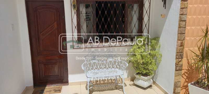 TAQUARA - Venha morar numa casa aconchegante 197m2, 03 Dormitórios, nada a fazer.