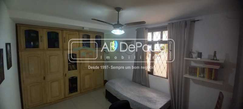 TAQUARA - Venha morar numa casa aconchegante 197m2, 03 Dormitórios, nada a fazer.