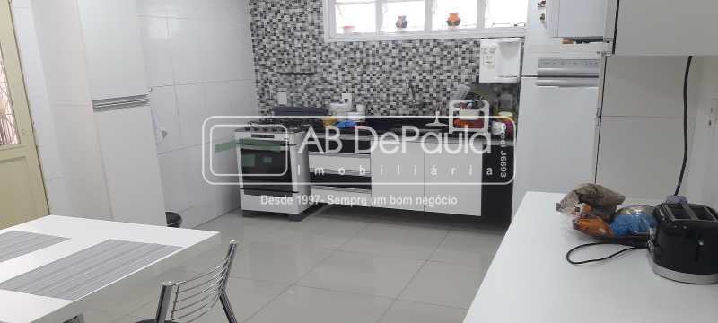 TAQUARA - Venha morar numa casa aconchegante 197m2, 03 Dormitórios, nada a fazer.