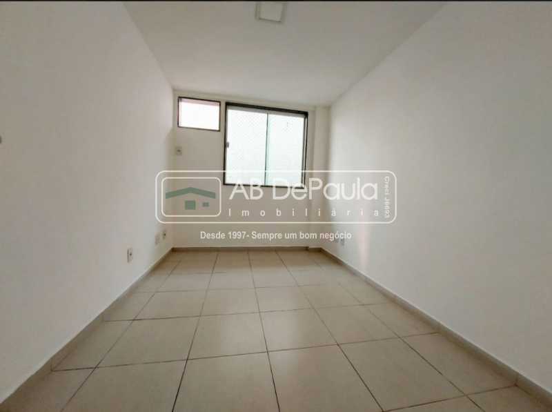 TAQUARA - Apartamento em prédio único COM ELEVADOR, com 112m2, sol da manhã, 03 quartos sendo (02 suites)