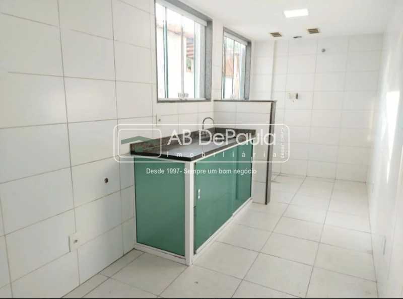 TAQUARA - Apartamento em prédio único COM ELEVADOR, com 112m2, sol da manhã, 03 quartos sendo (02 suites)