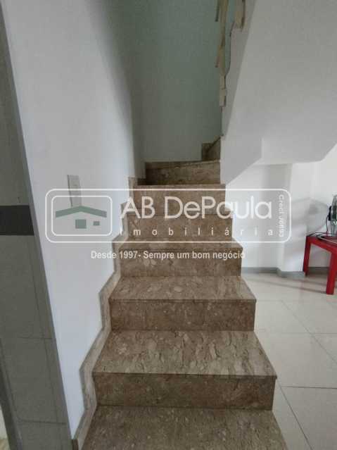 Ótima Casa Duplex à Venda na Sulacap - 2 Quartos - Varanda - 1 Vaga