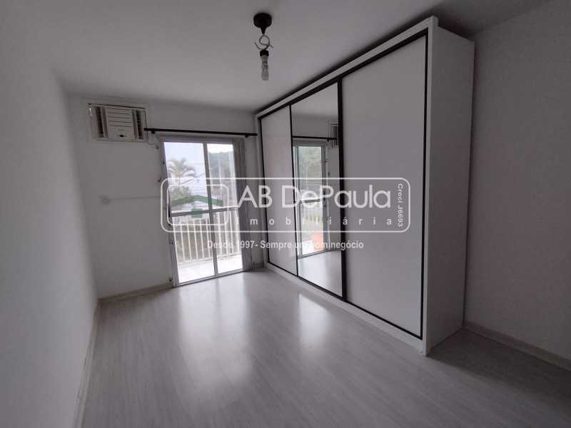 Ótima Casa Duplex à Venda na Sulacap - 2 Quartos - Varanda - 1 Vaga