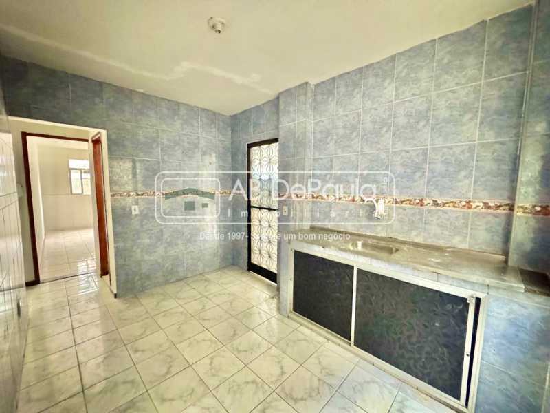 ALUGA EM REALENGO - R. OCAIBI, 160 - CASA DE FUNDOS