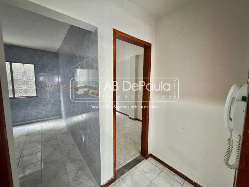 ALUGA EM REALENGO - R. OCAIBI, 160 - CASA DE FUNDOS