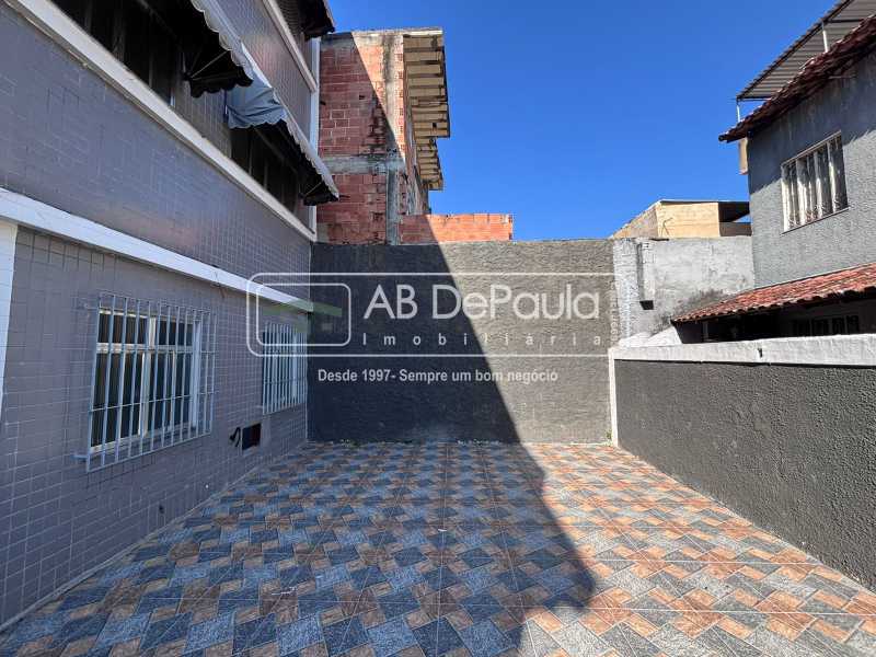 ALUGA EM REALENGO - R. OCAIBI, 160 - CASA DE FUNDOS