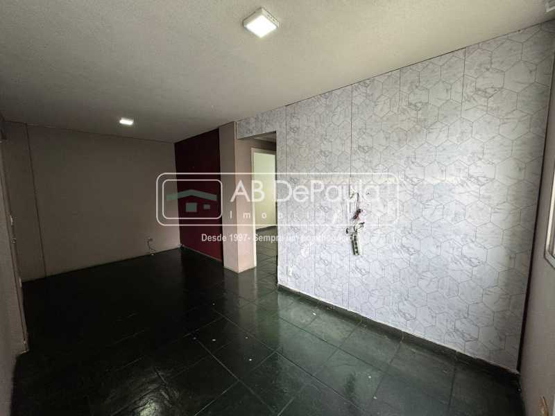 ALUGA EM REALENGO - EST. SÃO PEDRO DE ALCANTARA, 4260 - APARTAMENTO COM 02 QUARTOS