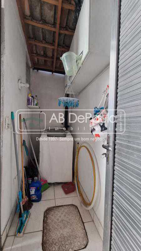 BENTO RIBEIRO - APARTAMENTO TÉRREO  À VENDA EM VILA FECHADA - 1 DORMITÓRIO