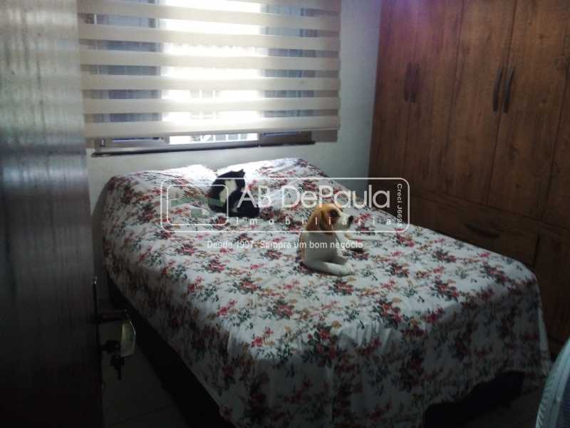 JARDIM SULACAP - Excelente casa 03 dormitórios, amplo quintal + uma edícula com quarto, sala, cozinha e banheiro.