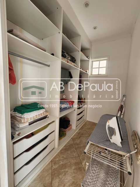 JARDIM SULACAP - Linda casa com ampla sala em 02 ambientes, 02 AMPLOS Dormitórios + Edícula (01 Dormitório/sala, banheiro e cozinha)