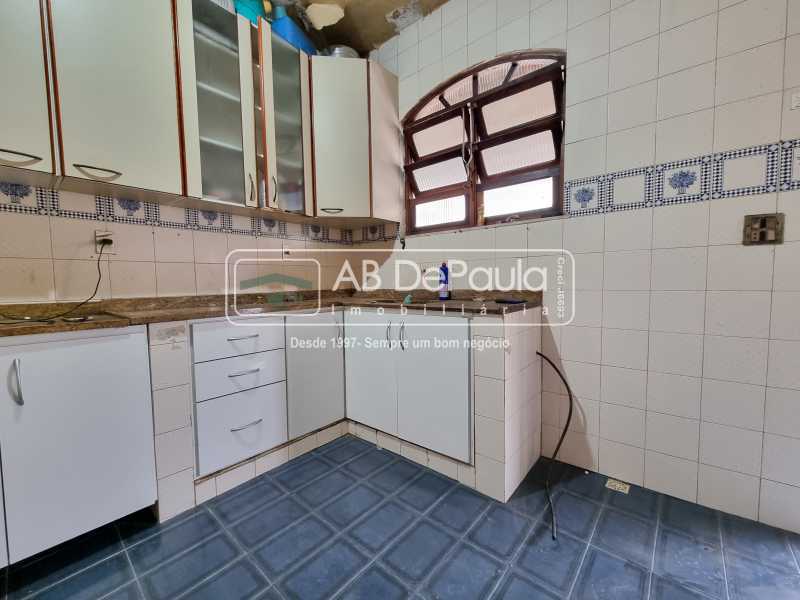 JARDIM SULACAP - CASA LINEAR À VENDA 3 QUARTOS SENDO 1 SUÍTE  MAIS EDÍCULA