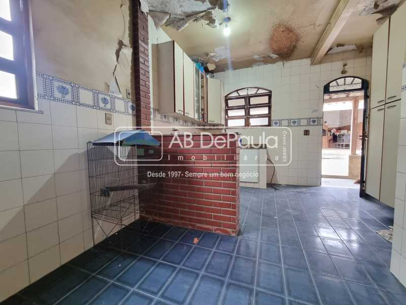 JARDIM SULACAP - CASA LINEAR À VENDA 3 QUARTOS SENDO 1 SUÍTE  MAIS EDÍCULA