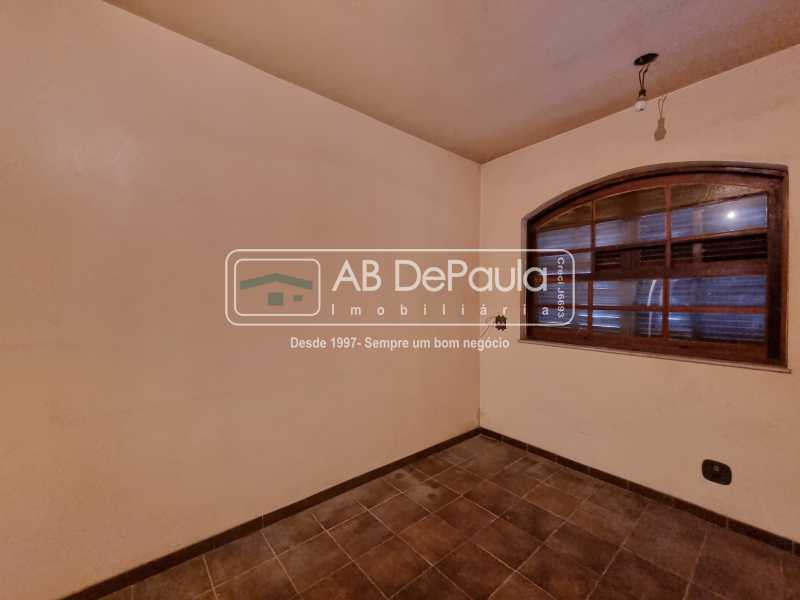 JARDIM SULACAP - CASA LINEAR À VENDA 3 QUARTOS SENDO 1 SUÍTE  MAIS EDÍCULA