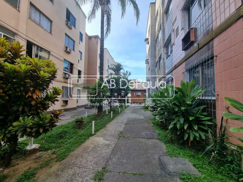 Apartamento Térreo à Venda com 2 Quartos - Jardim Sulacap