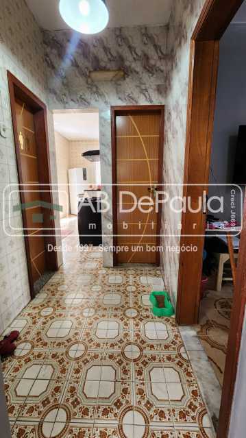 MAGALHÃES BASTOS / REALENGO - SÃO DUAS CASAS AO PREÇO DE UMA. VISITE HOJE MESMO! Ideal para 02 famílias.