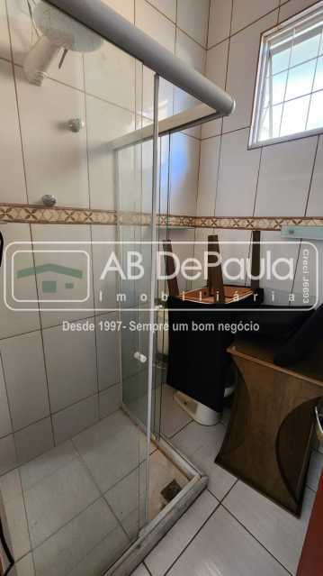 MAGALHÃES BASTOS / REALENGO - SÃO DUAS CASAS AO PREÇO DE UMA. VISITE HOJE MESMO! Ideal para 02 famílias.