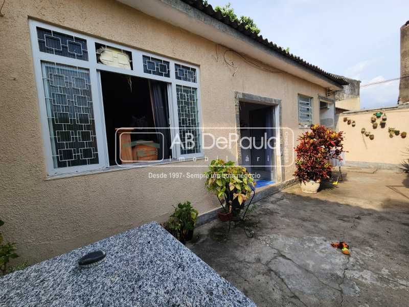 JARDIM SULACAP - IDEAL PARA DUAS FAMÍLIAS. TRATA-SE DE DUAS RESIDÊNCIAS INDEPENDENTES NO MESMO TERRENO. 