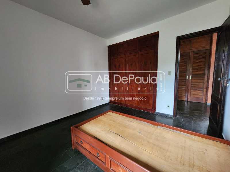 VENDE EM SULACAP - CASA DUPLEX COM 223m² E AMPLO QUINTAL