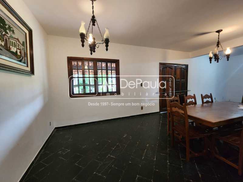 VENDE EM SULACAP - CASA DUPLEX COM 223m² E AMPLO QUINTAL