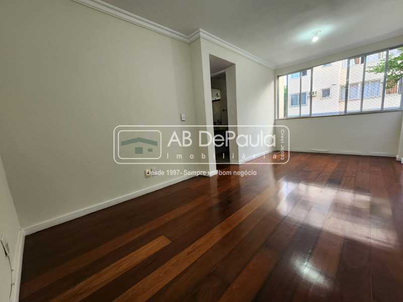 JARDIM SULACAP - LINDO APARTAMENTO TÉRREO, 02 Dormitórios, DESOCUPADO, CLARO E AREJADO, NADA A FAZER - ENTRAR E MORAR.