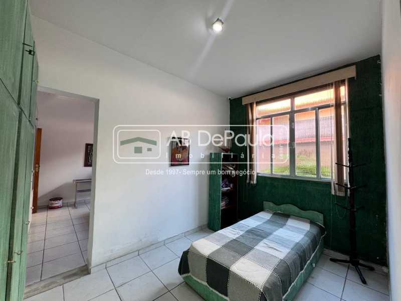 ALUGA EM VILA VAQUEIRE - R. ROSÁRIO OESTE, 61 - CASA COM 03 QUARTOS E PISCINA