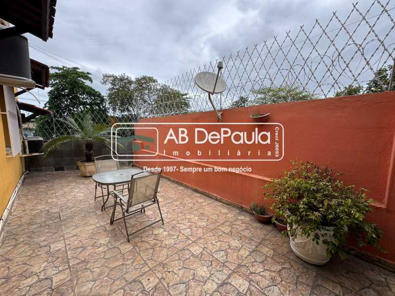 REALENGO - EST. DA ÁGUA BRANCA - AMPLO APARTAMENTO, COM 180M2 - 03 QUARTOS