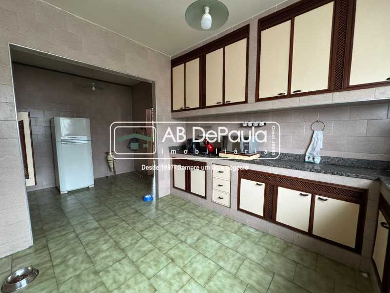 REALENGO - EST. DA ÁGUA BRANCA - AMPLO APARTAMENTO, COM 180M2 - 03 QUARTOS