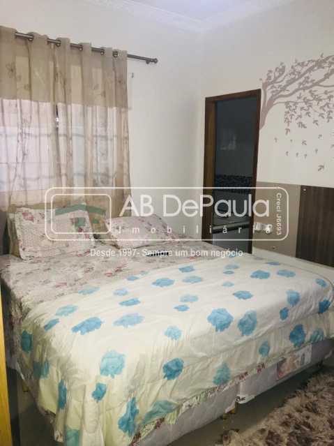 REALENGO - BELÍSSIMA RESIDENCIA DUPLEX À VENDA - 2 SUÍTES MAIS 2QUARTOS - PISCINA