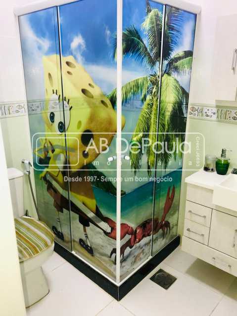 REALENGO - BELÍSSIMA RESIDENCIA DUPLEX À VENDA - 2 SUÍTES MAIS 2QUARTOS - PISCINA