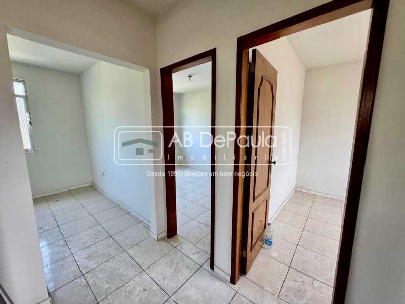 ALUGA EM REALENGO - R. ALMIRANTE CLEMENTE PINTO, 21 - APARTAMENTO COM 02 QUARTOS