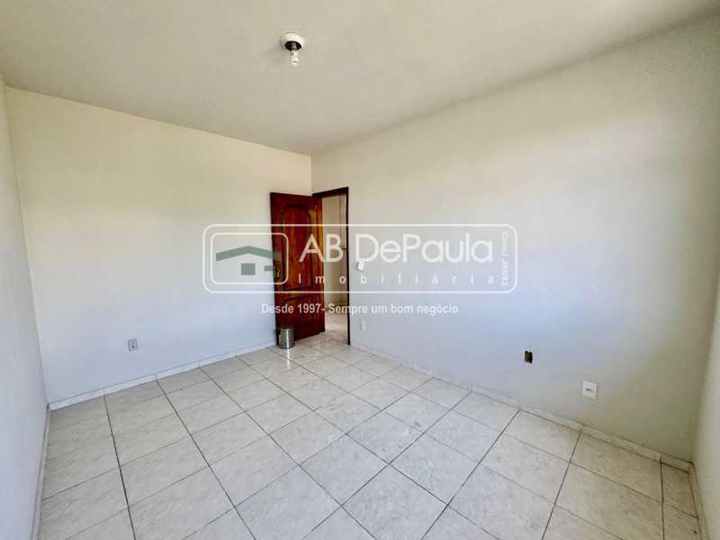 ALUGA EM REALENGO - R. ALMIRANTE CLEMENTE PINTO, 21 - APARTAMENTO COM 02 QUARTOS