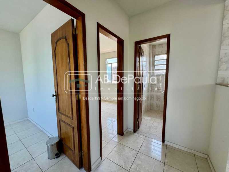 ALUGA EM REALENGO - R. ALMIRANTE CLEMENTE PINTO, 21 - APARTAMENTO COM 02 QUARTOS