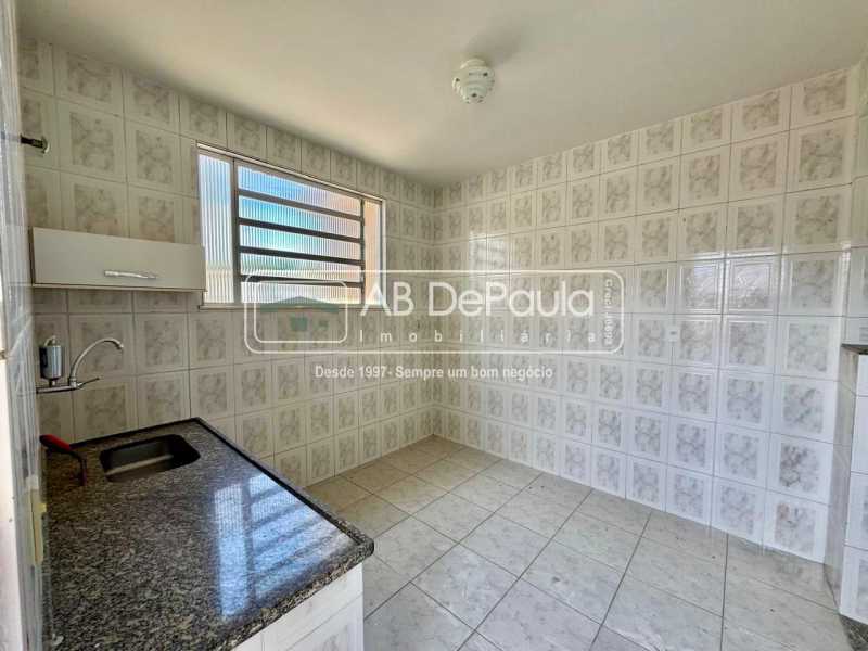 ALUGA EM REALENGO - R. ALMIRANTE CLEMENTE PINTO, 21 - APARTAMENTO COM 02 QUARTOS