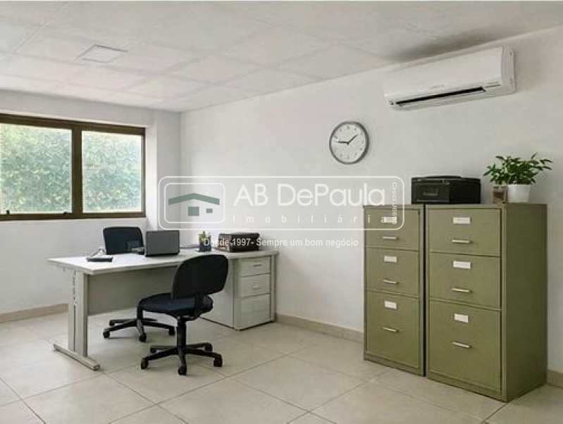 VENDE OU ALUGA NA FREGUESIA - R. TIROL, 536 (ADVANCE OFFICES) - SALA COMERCIAL