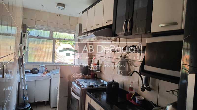VENDE EM SULACAP - CONDOMÍNIO SULACAP GREEN  - APARTAMENTO 02 Dormitórios, Sala com Varanda