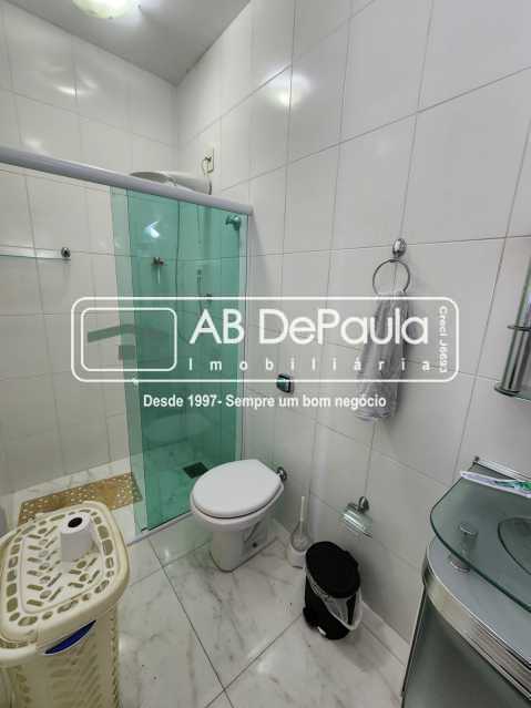 VENDE EM JARDIM SULACAP - R. TEÓFILO GUIMARÃES - CASA COM 03 QUARTOS E AMPLO QUINTAL