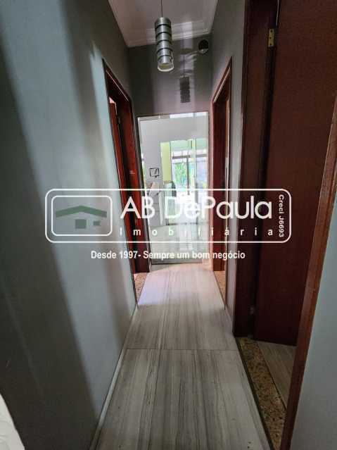 VENDE EM JARDIM SULACAP - R. TEÓFILO GUIMARÃES - CASA COM 03 QUARTOS E AMPLO QUINTAL
