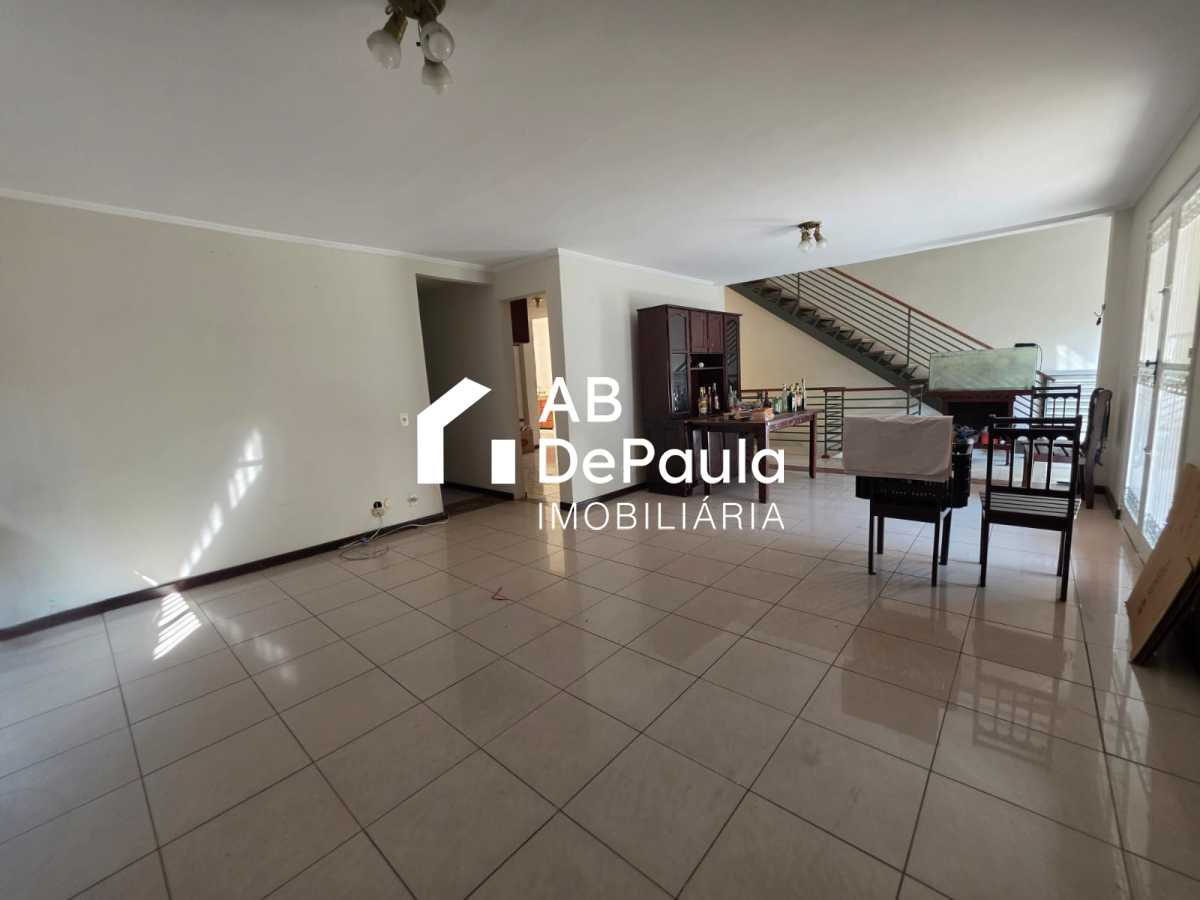 Excelente Residência à Venda Sulacap -  4 Quartos sendo um Suíte - 2 Vagas