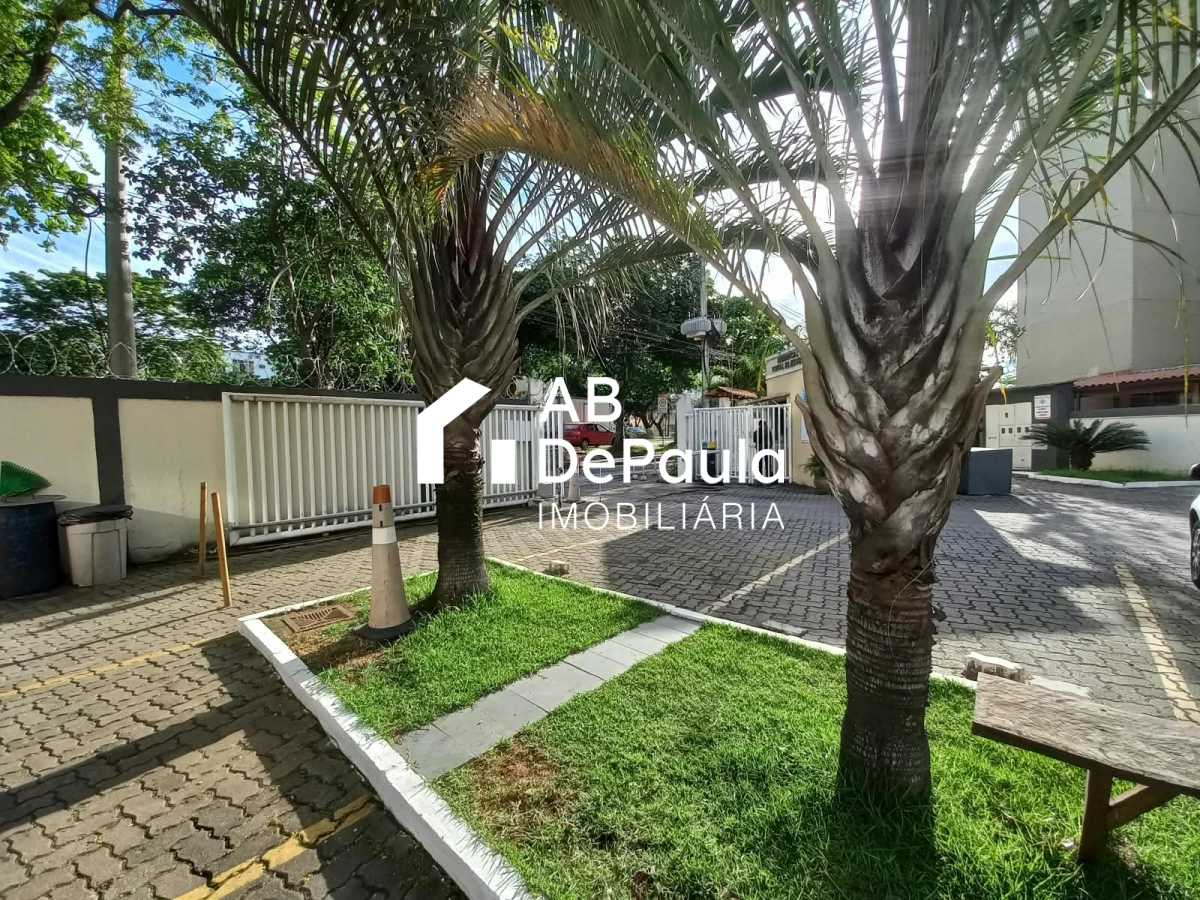 Sulacap  - Excelente Apartamento com  dependência na cobertura à Venda -  Total 135,00 m²