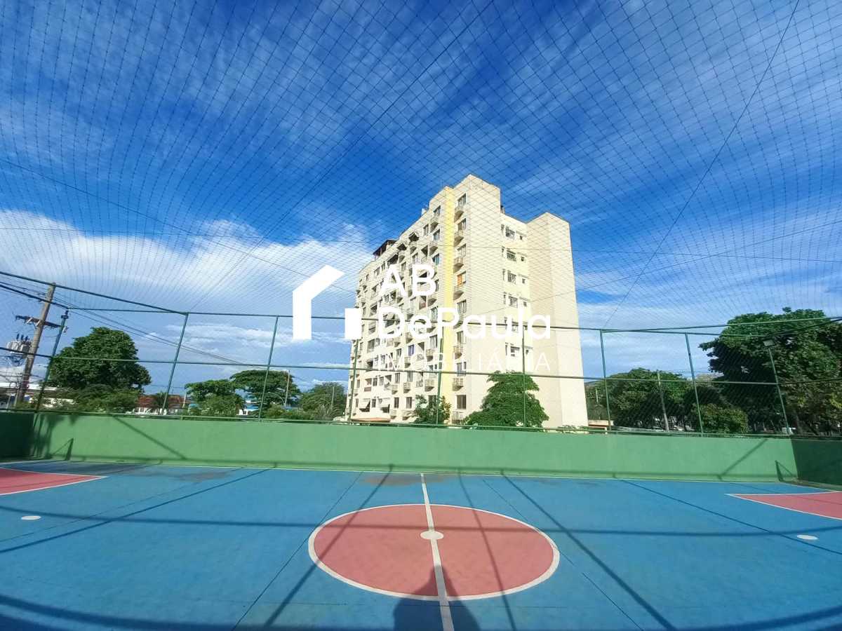 Sulacap  - Excelente Apartamento com  dependência na cobertura à Venda -  Total 135,00 m²