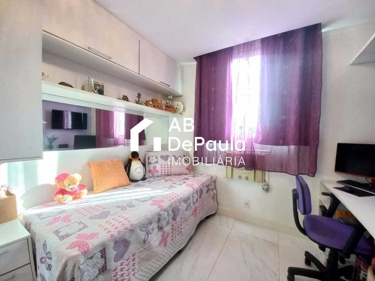 Sulacap  - Excelente Apartamento com  dependência na cobertura à Venda -  Total 135,00 m²