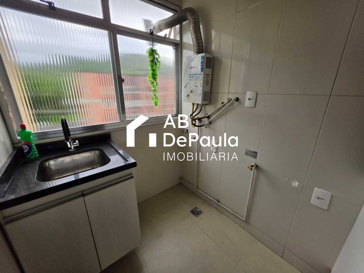 JARDIM SULACAP - VERDADEIRO ENTRAR E MORAR - APARTAMENTO 02 DORMITÓRIOS (COM ARMÁRIOS), COZINHA E BANHEIRO COM ARMÁRIOS 