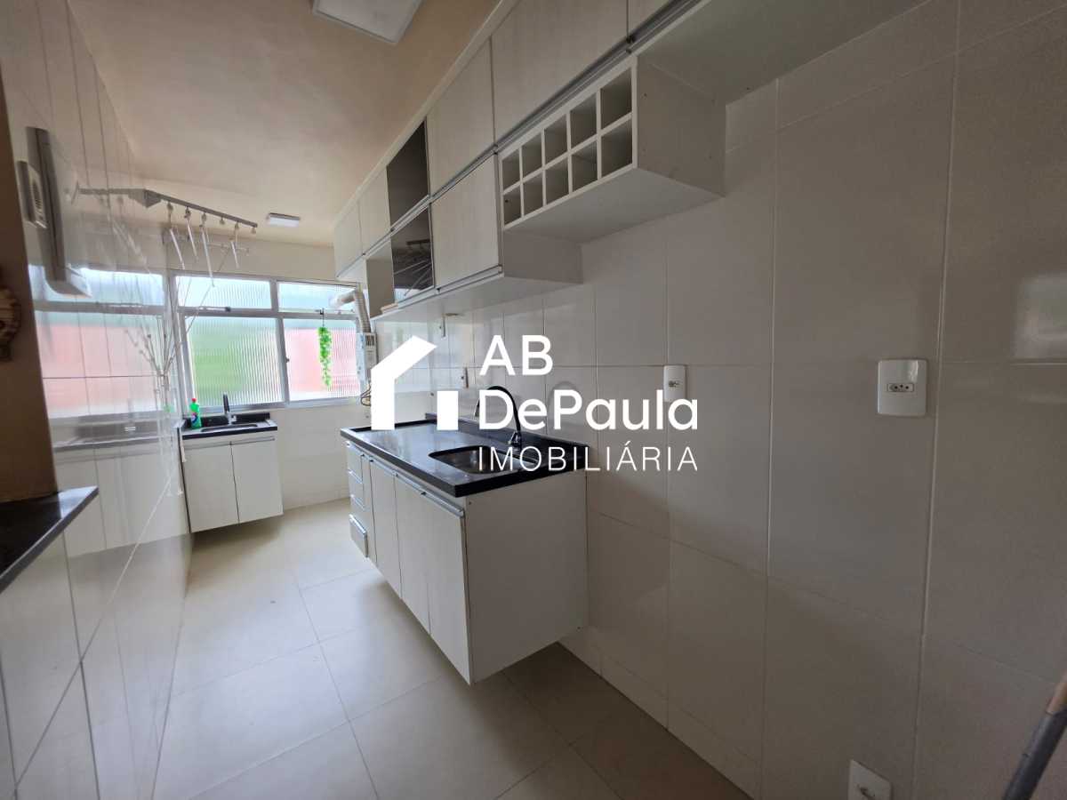 JARDIM SULACAP - VERDADEIRO ENTRAR E MORAR - APARTAMENTO 02 DORMITÓRIOS (COM ARMÁRIOS), COZINHA E BANHEIRO COM ARMÁRIOS 