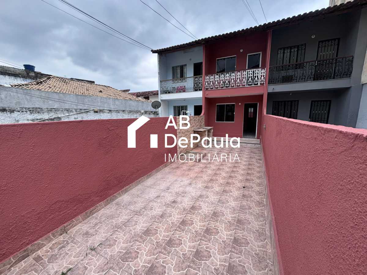 ALUGA EM REALENGO - R. OCAIBI, 160 - CASA DUPLEX COM 02 QUARTOS