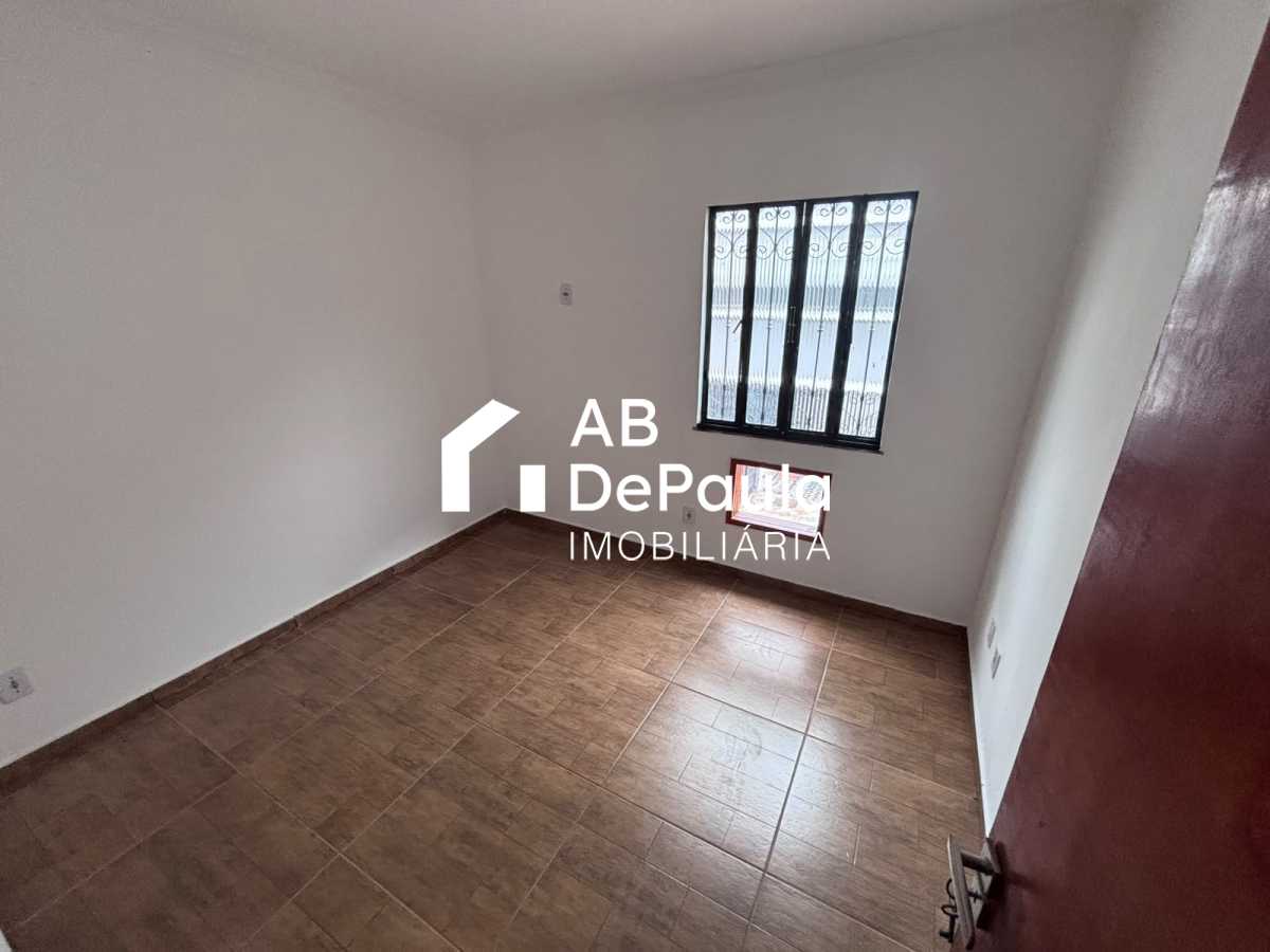 ALUGA EM REALENGO - R. OCAIBI, 160 - CASA DUPLEX COM 02 QUARTOS