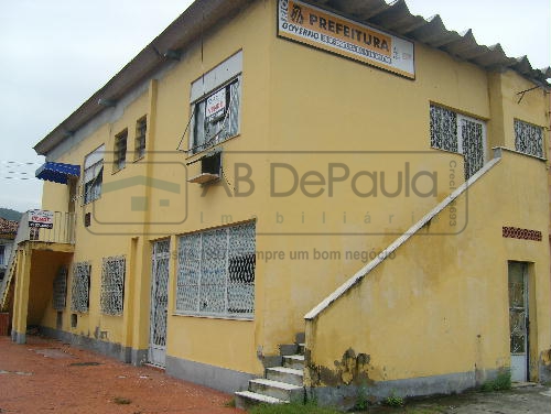 Conheça FOTO6 do imóvel - Prédio em 2 pavimentos, BI-FAMILIAR, 3 dormitórios cada, EDIFICADO EM AMPLO TERRENO MEDINDO 15 x 35. - SR30155 - 9 FOTO6 - 9