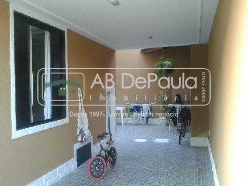 Casa 4 quartos à venda Rio de Janeiro,RJ Jardim Sulacap - R$ 690.000