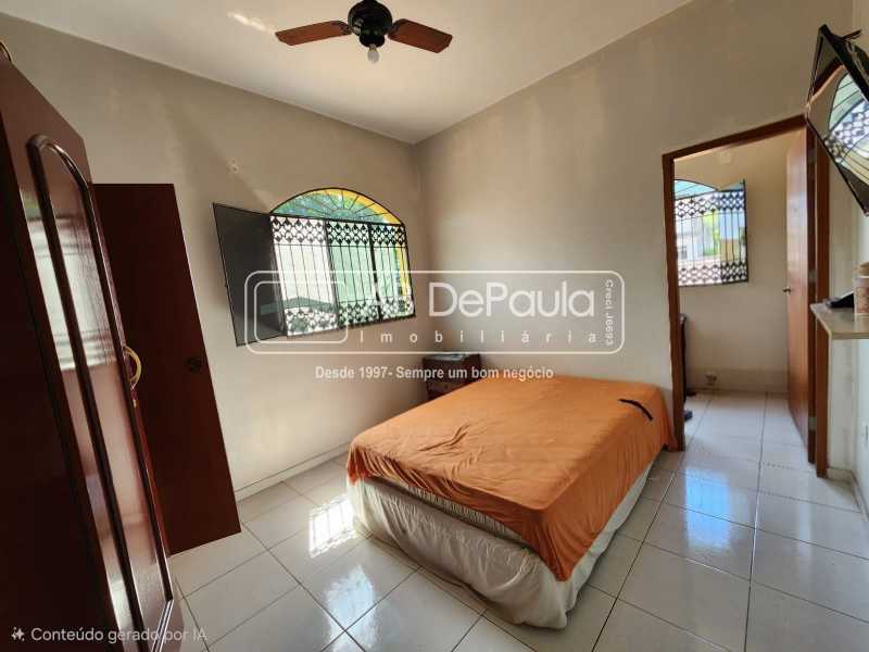 VENDE EM SULACAP (LOTEAMENTO) - CASA COM 05 QUARTOS (VARANDAS, SUÍTES E CLOSET)