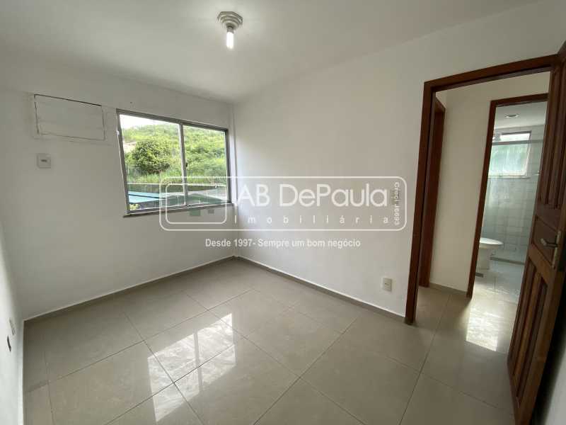 JARDIM SULACAP - APARTAMENTO 02 QUARTOS, SEGUNDO ANDAR, SALA COM VARANDA