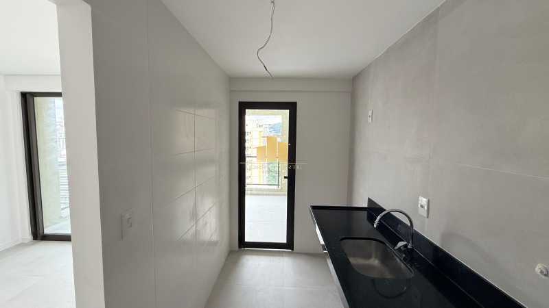 Conheça Aluguel 2 Suítes Alto Padrão do imóvel - Aluguel de Apartamento Alto Padrão no Marina Residence: 2 Suítes, Andar Alto com Vista Panorâmica na Avenida Rio Branco - Primeira Locação - TFAP20738 - 9 Aluguel 2 Suítes Alto Padrão - 9